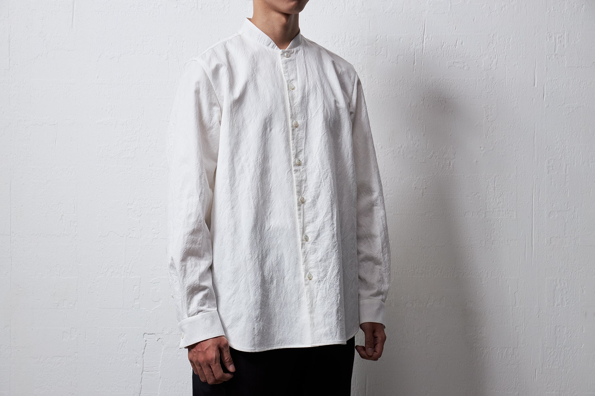 yc41-241 / 塩縮加⼯コットンリネンシャツ - white – 山内