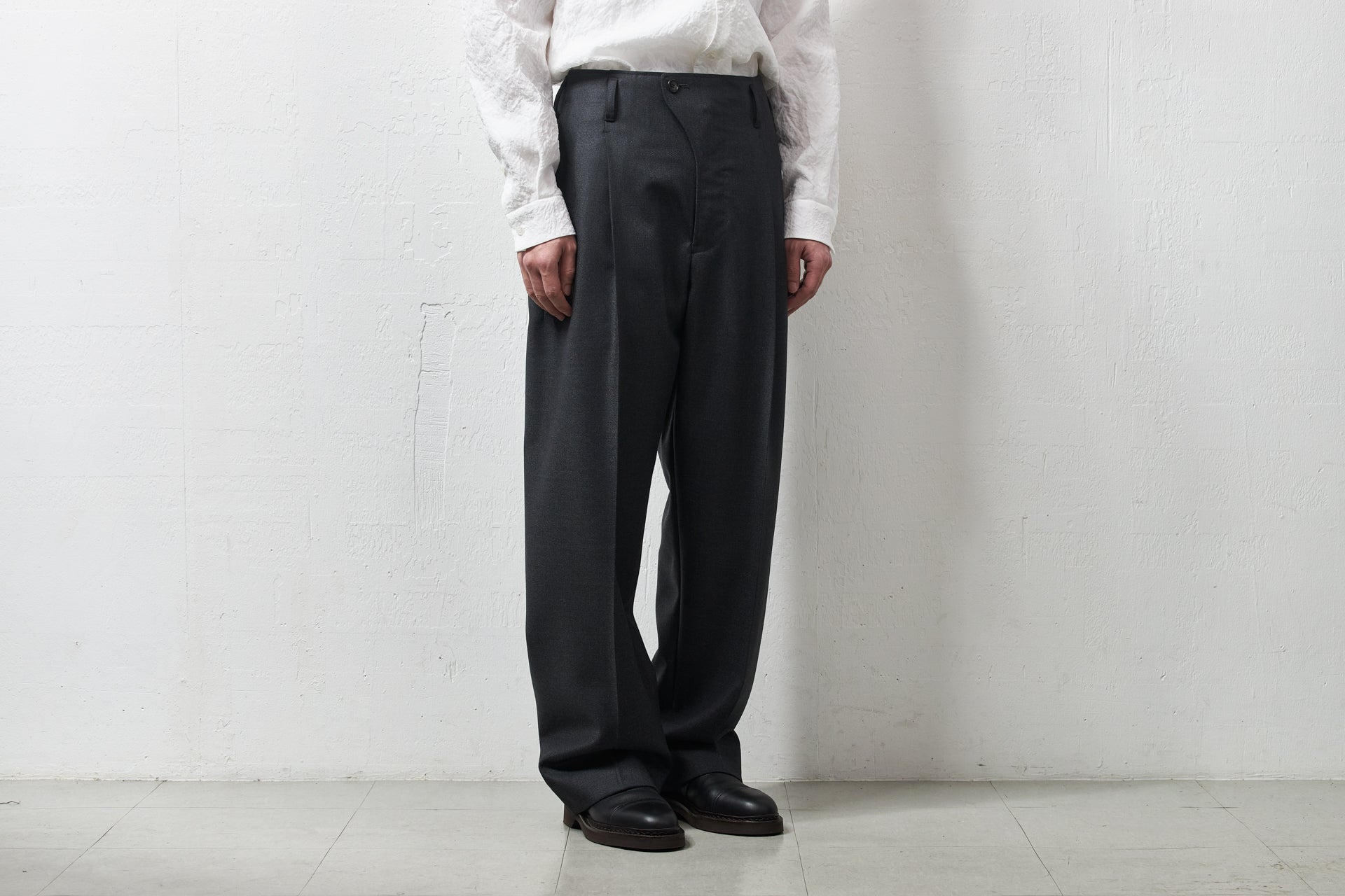 yc64-252-14_2048x.jpg?v=1762069704